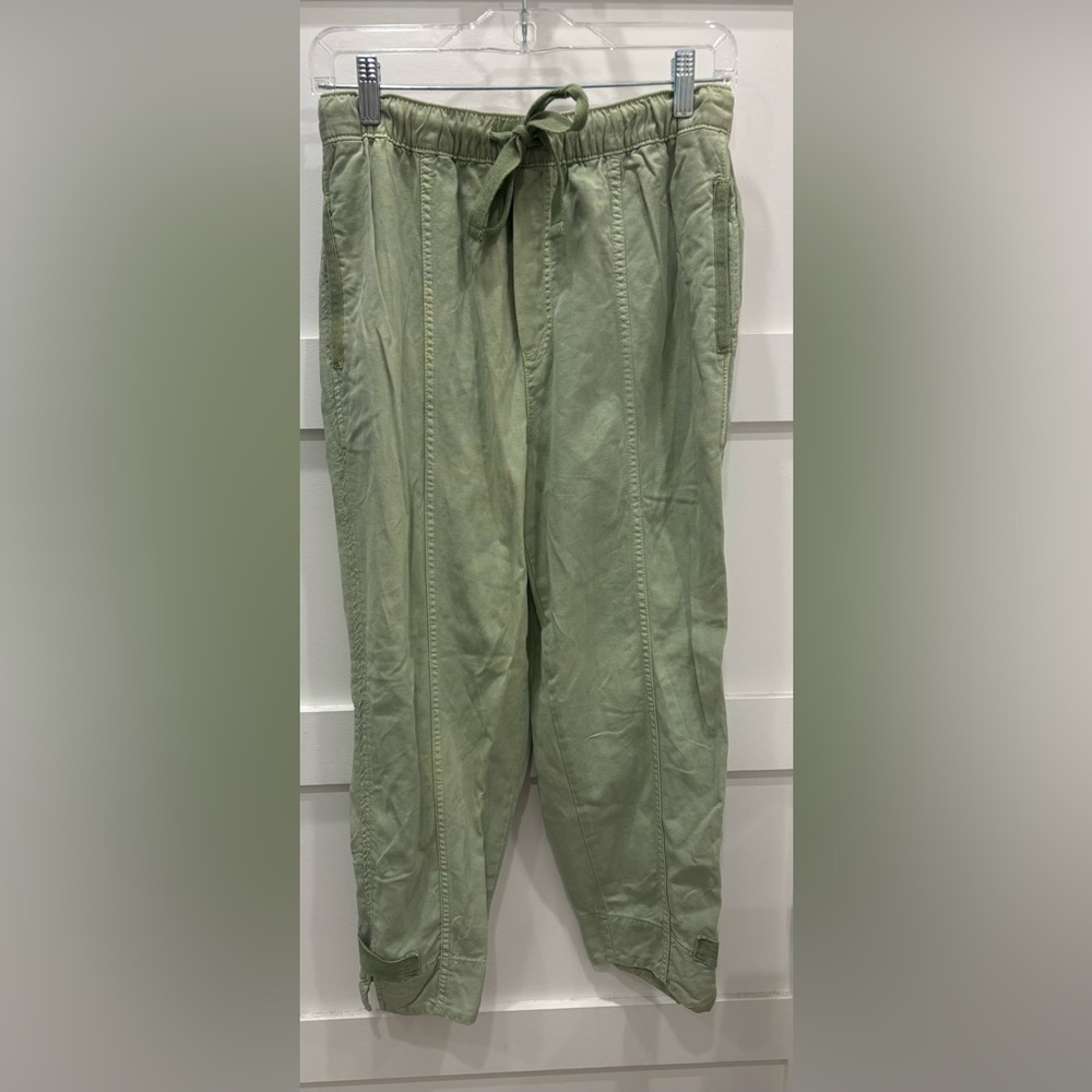 Zara Women’s Light Green Cargo Ankle Pants